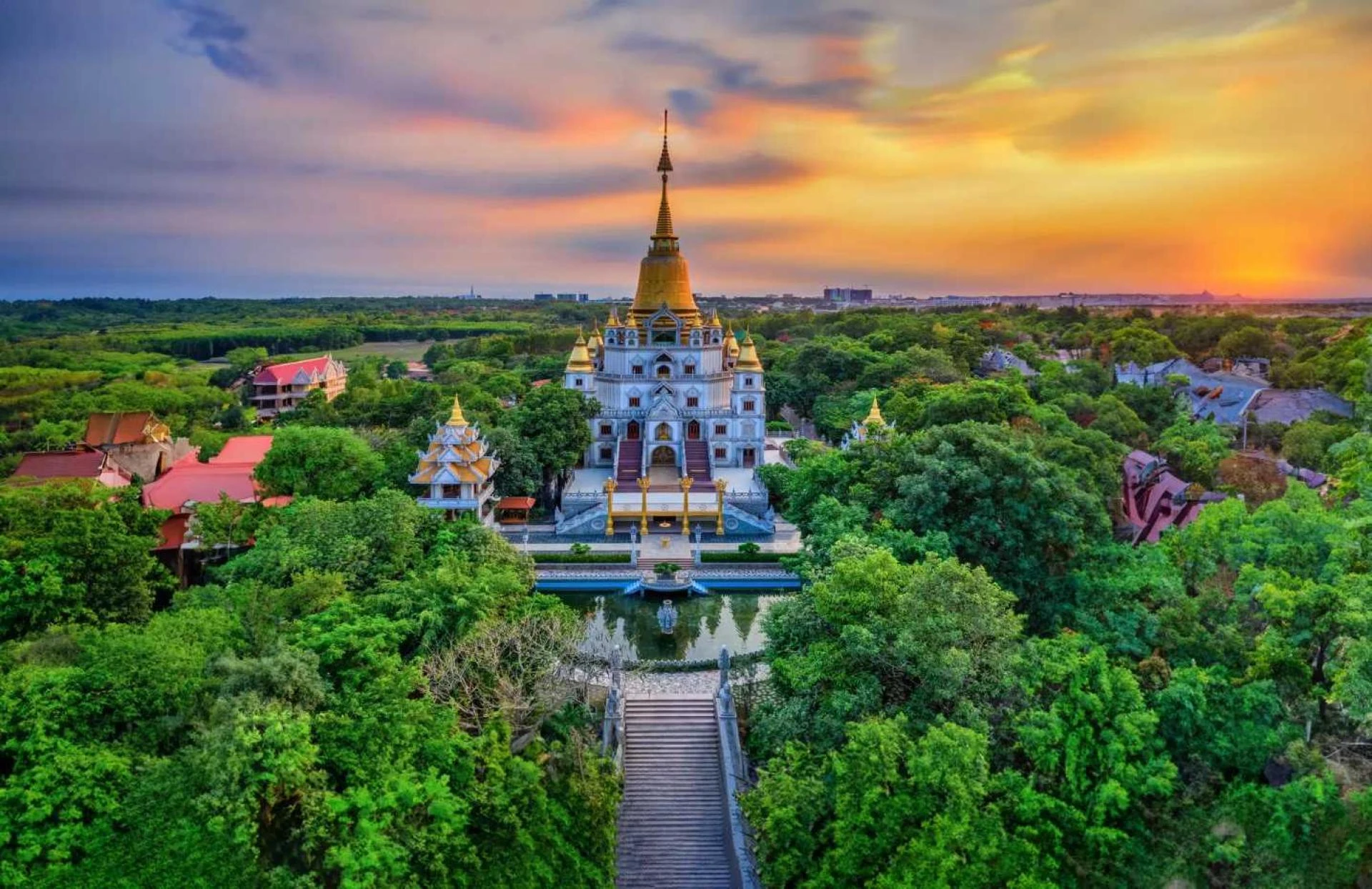 Ultimate Guide to Vietnam Honeymoon Tours: Planning Your Perfect Romantic Escape