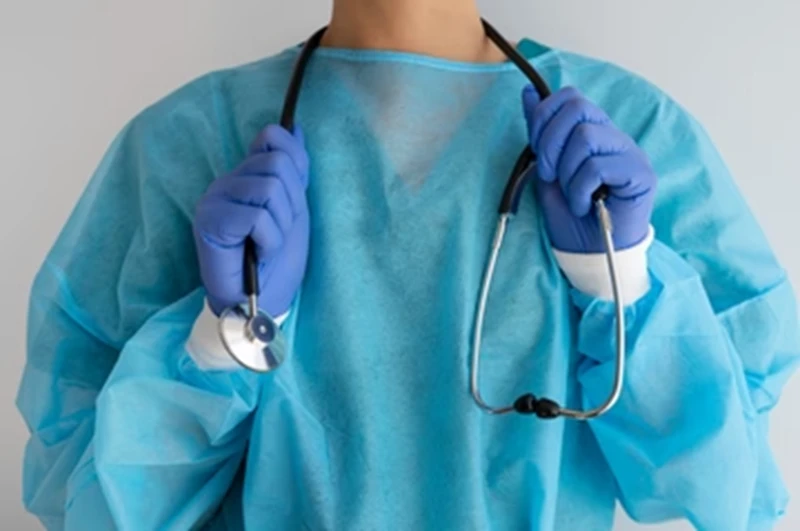 Bulk vs Retail: Why Smart Clinics Choose Wholesale Medical Supplies