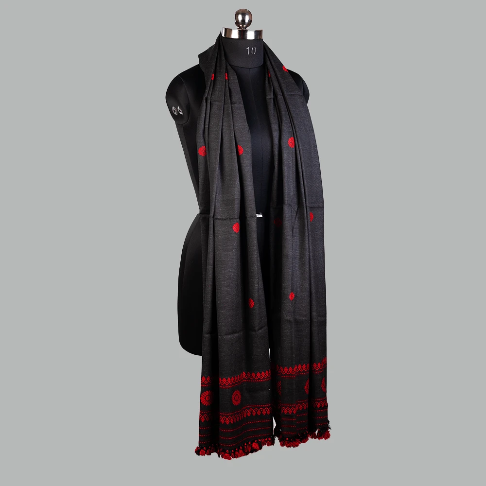 Black Shawl Styling Ideas for Modern Women