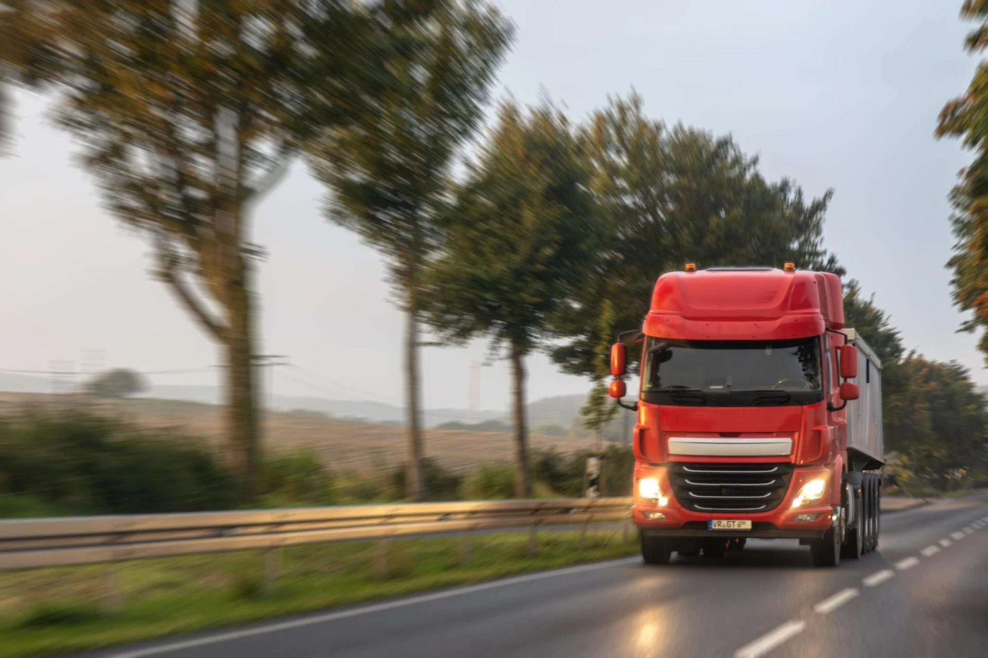 Canada’s Freight Backbone: How Trucking Companies Keep the Nation Moving