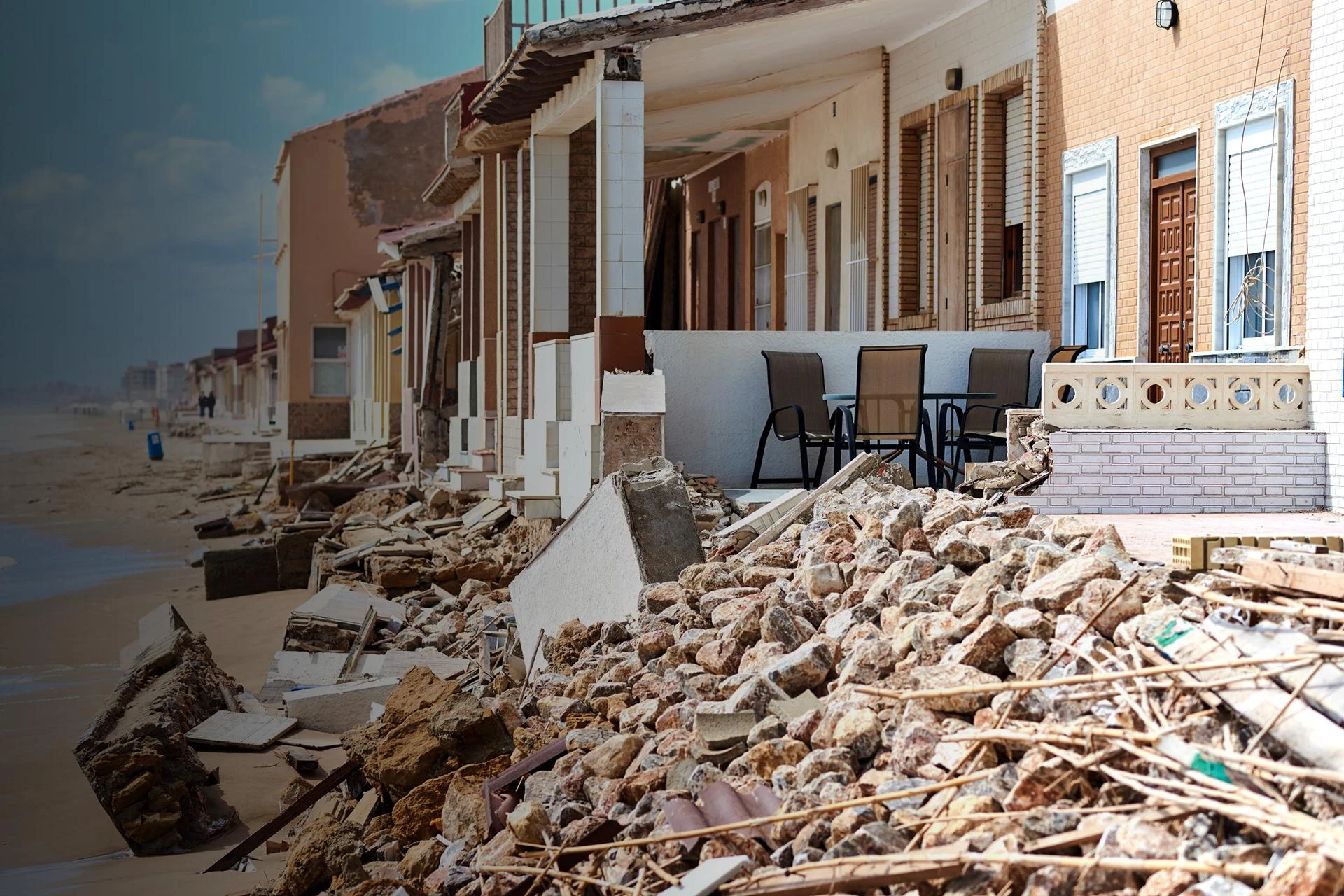 What Happens if You Don’t Hire a Public Adjuster in Los Angeles, CA, for a Serious Claim?