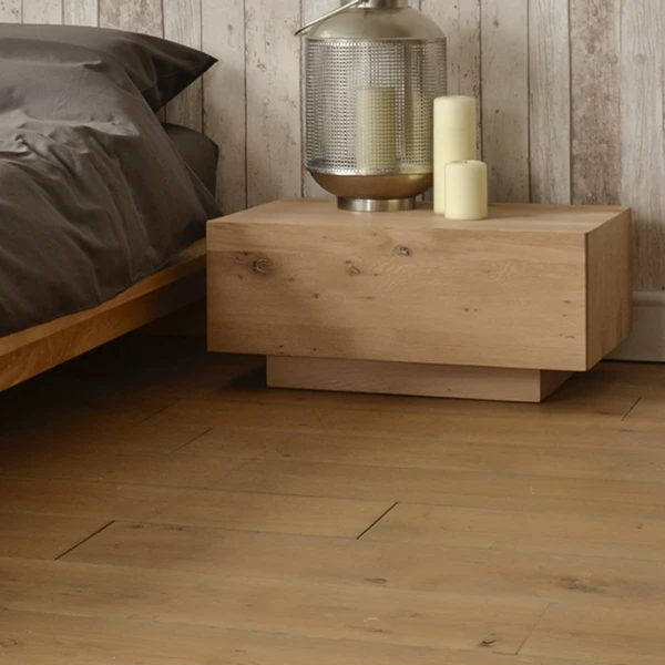 Top Tips for Choosing Light Wood Bedside Tables That Fit Any Home Design