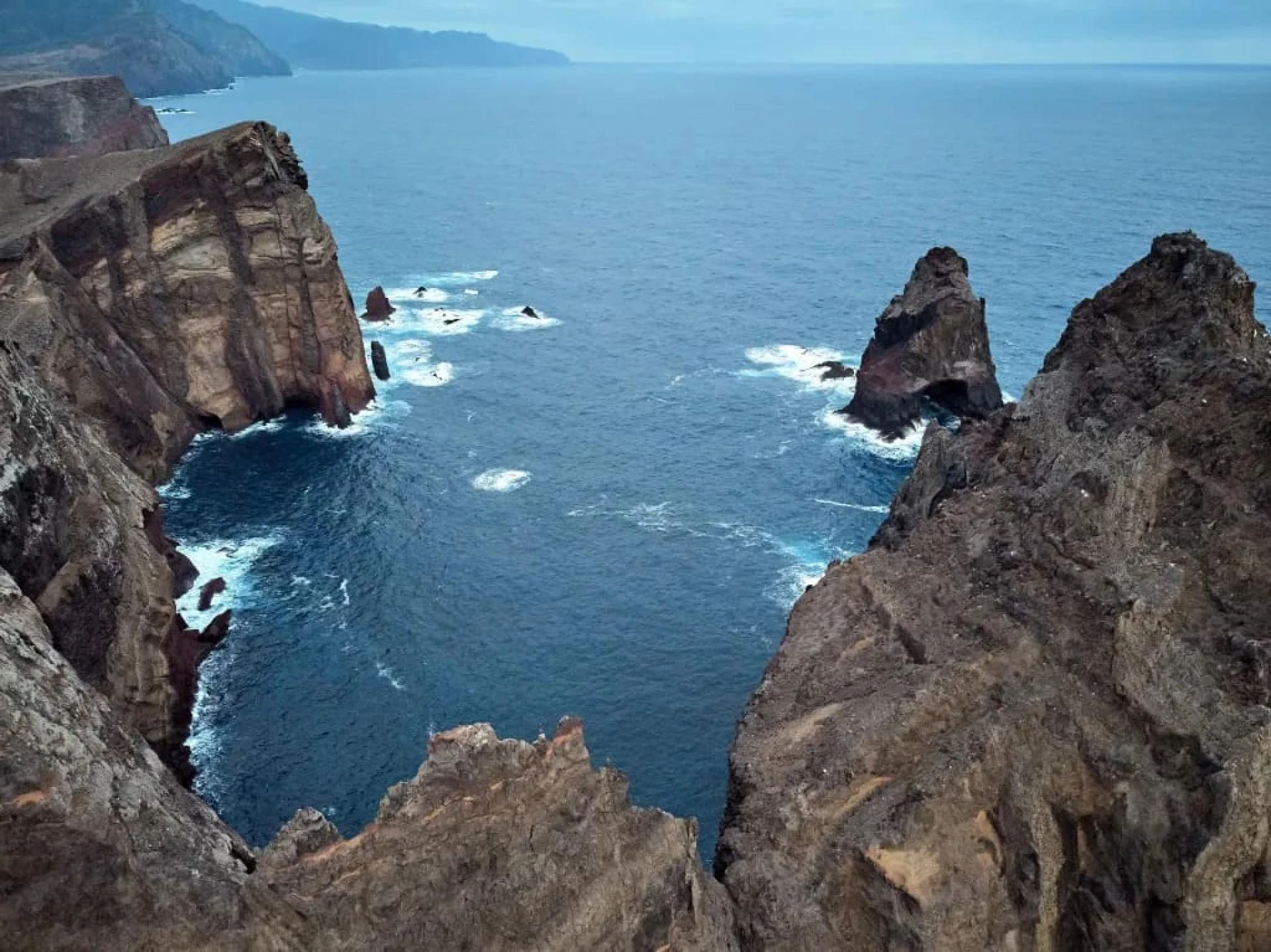 Exploring New Zealand Through Small Group Travel