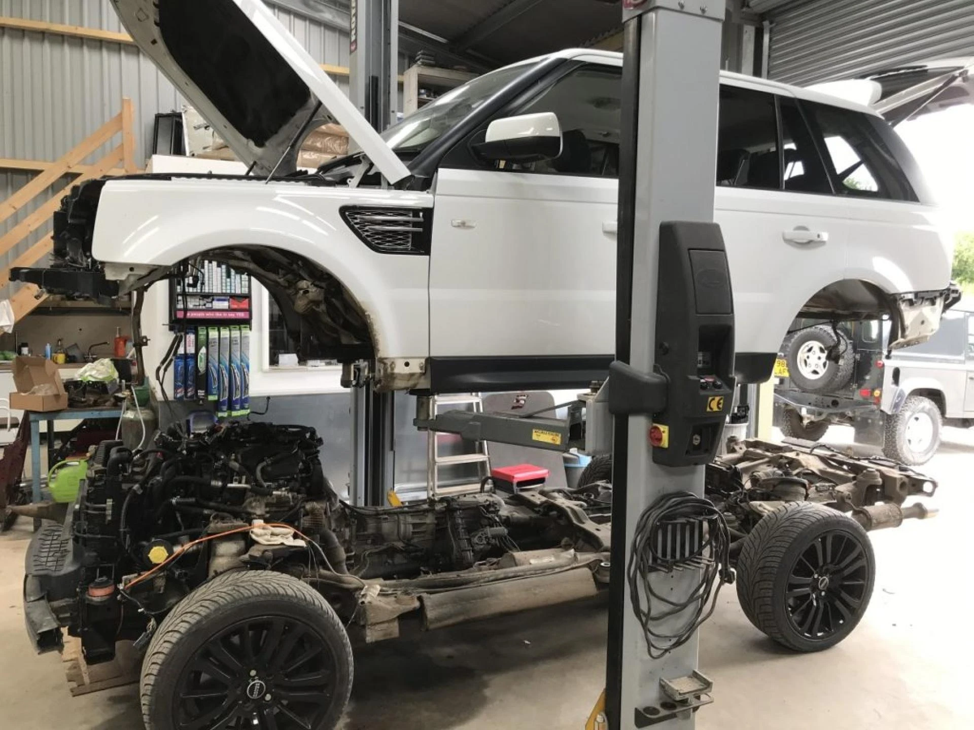Frame Straightening for Land Rovers: What Owners Should Know