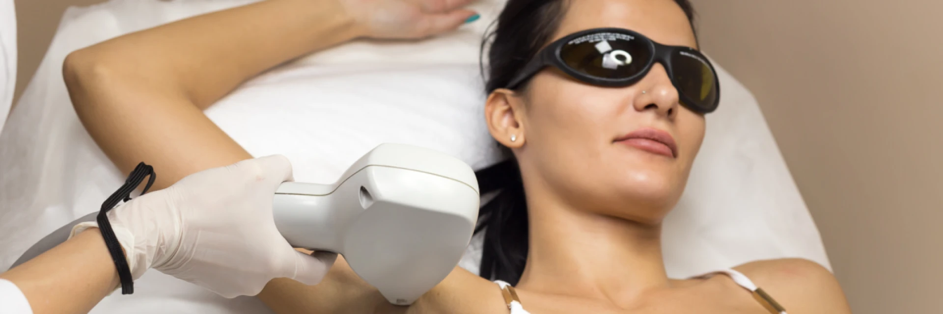 Best Laser Hair Removal Surgeon in Delhi: The Ultimate Guide to Smooth, Hair-Free Skin
