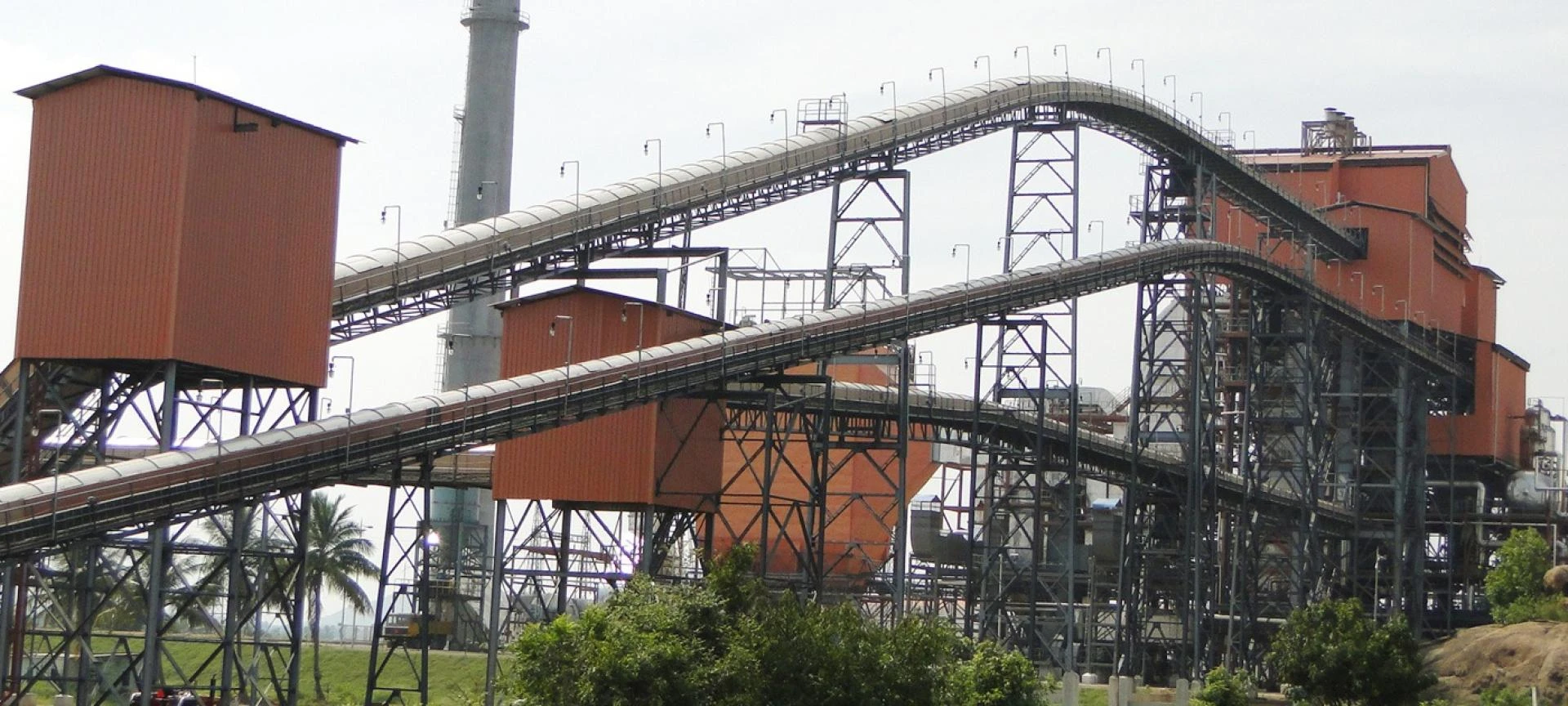 How Bulk Material Handling Equipment Manufacturers Enhance Plant Productivity