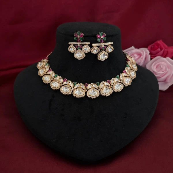 What Makes a Kundan Necklace Set Perfect for Indian Weddings?