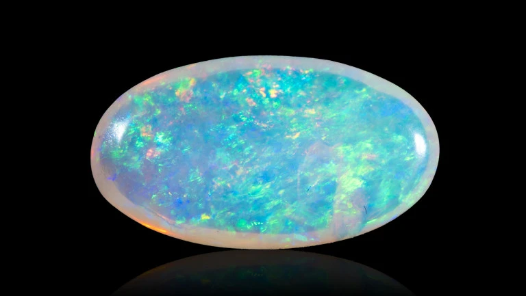 Opal Stone in Daily Life: Meaning, Uses, and Subtle Benefits