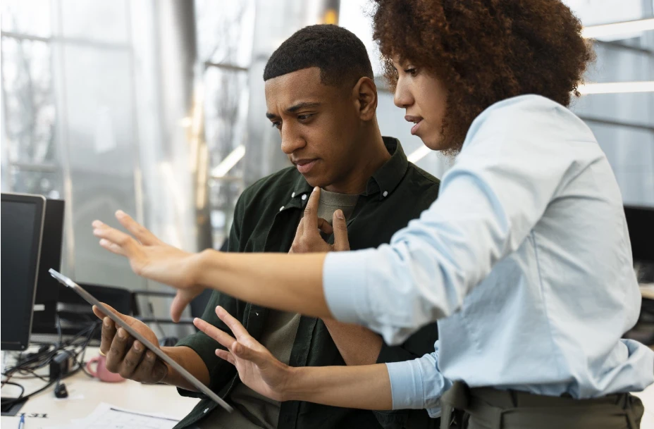 B2B Commerce Trends That Will Define the Next Era