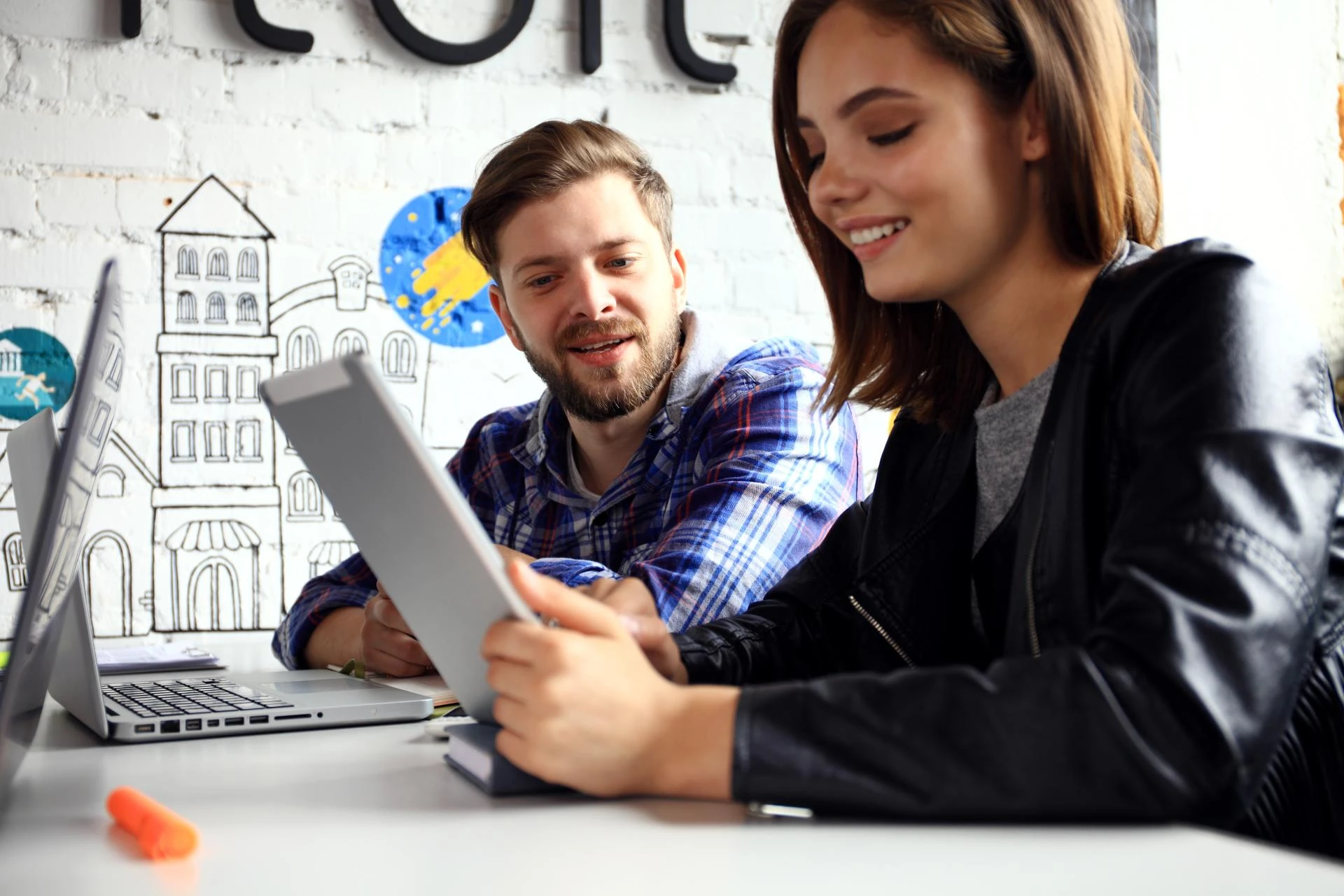 How a Miami eCommerce SEO Agency Helps You Reach Shoppers Who Actually Convert