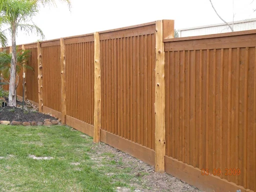 Fence Company Expertise in Wood, Vinyl, and Metal Fences