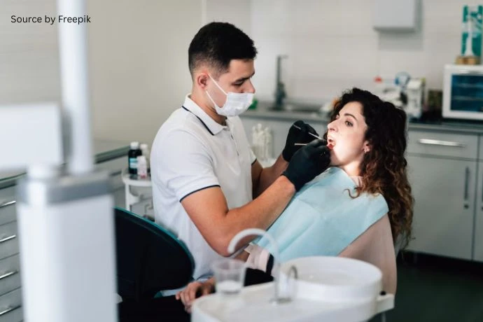 Top 7 Benefits of Choosing Ceramic Dental Implants for a Healthier Smile