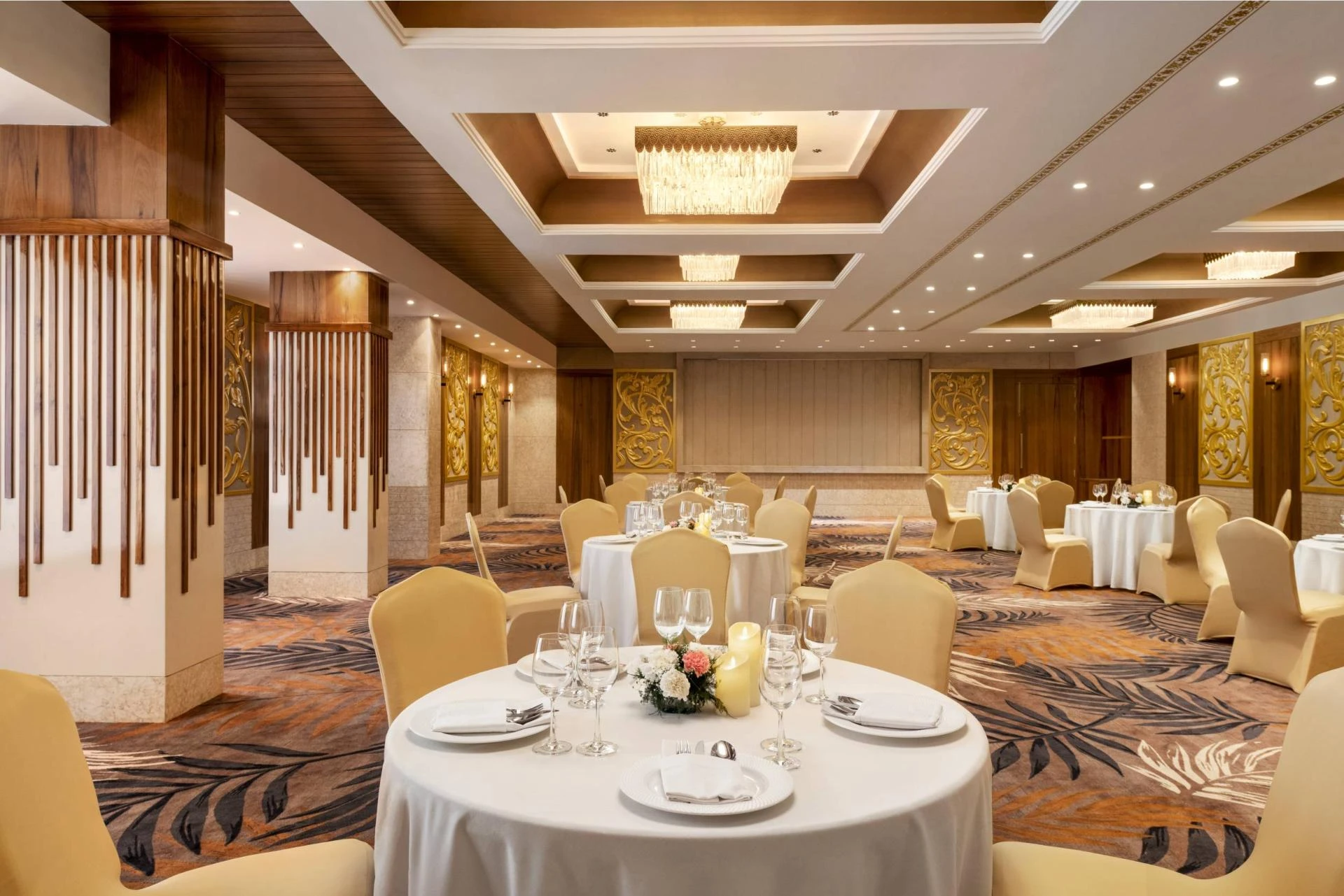 Flavours of the City of Lakes: Where to Eat in Udaipur Like a Local