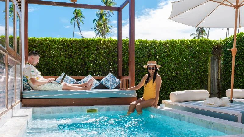 Everything You Need to Know About Arizona Plaza’s Poolside Cabana Experience