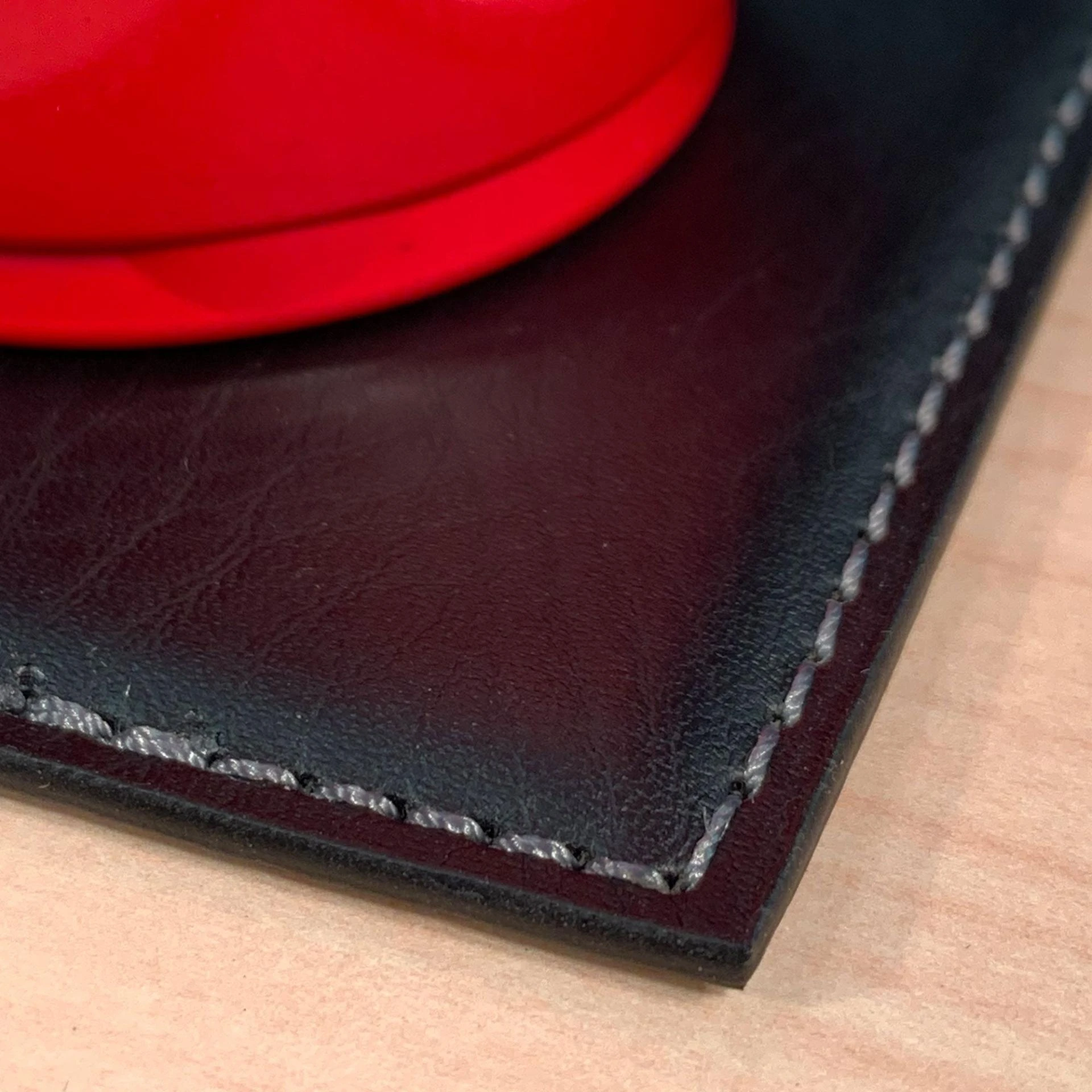 Leather Coaster Set: A Subtle Luxury for Modern Living Spaces