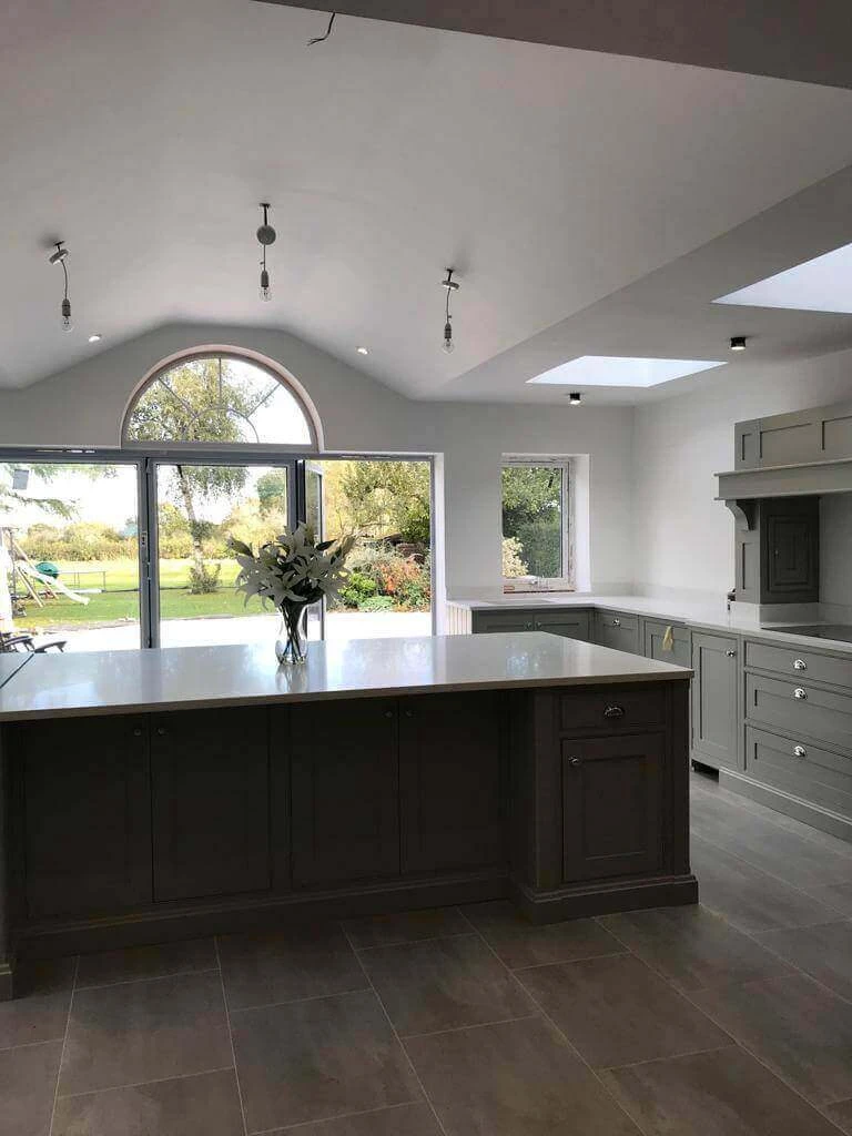 Why Hiring a Certified Plasterer Makes a Difference