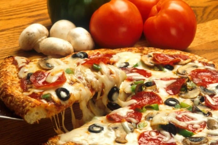 Mobile Pizza Catering for Parties & Events | Pizza Party