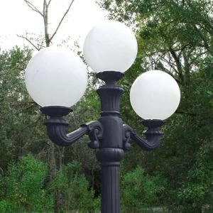 Street Lamp Pole Styling Secrets for a Warm, Inviting Exterior