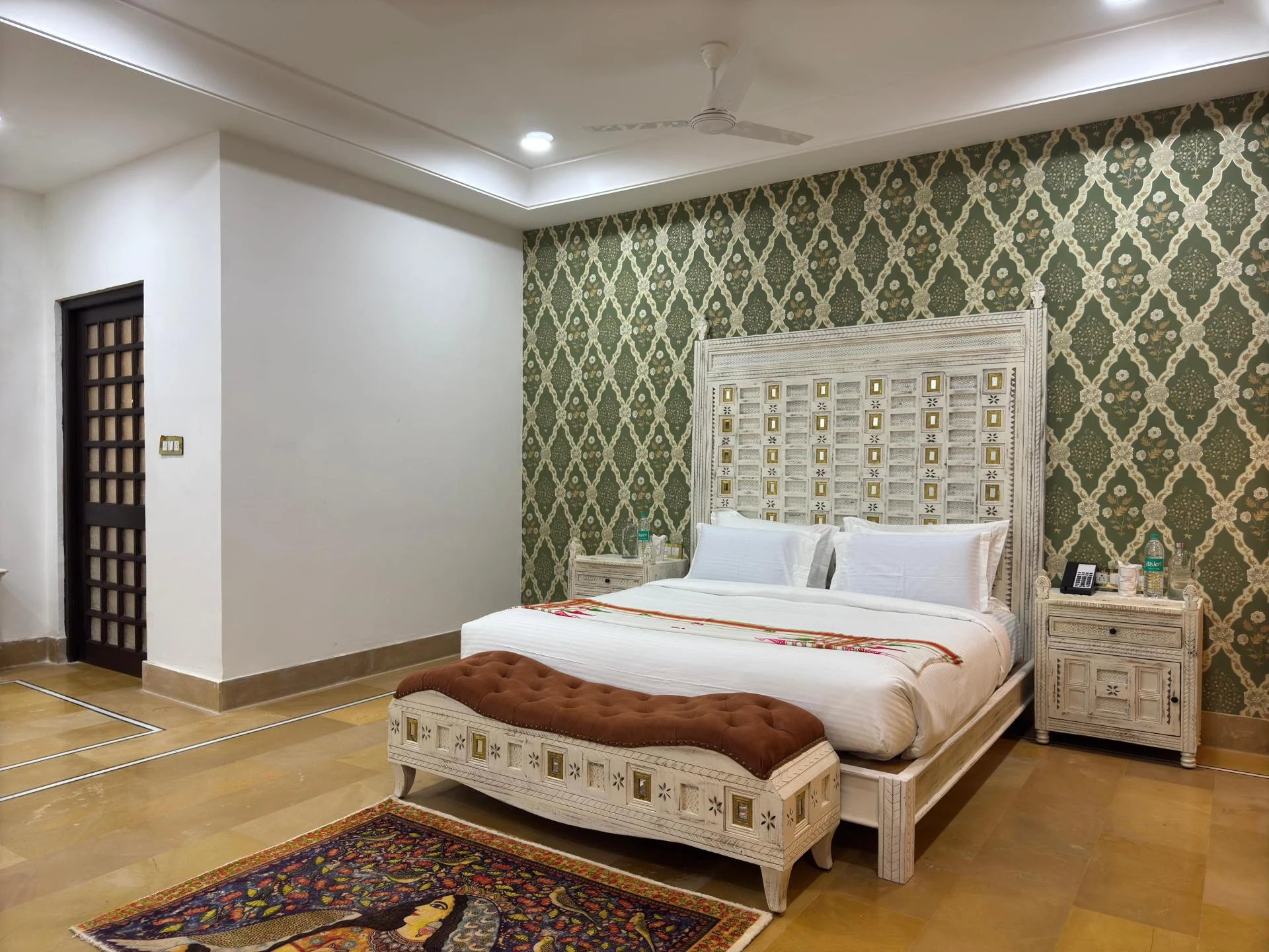 A Guide to Hotels in Jaisalmer Offering Views and Heritage