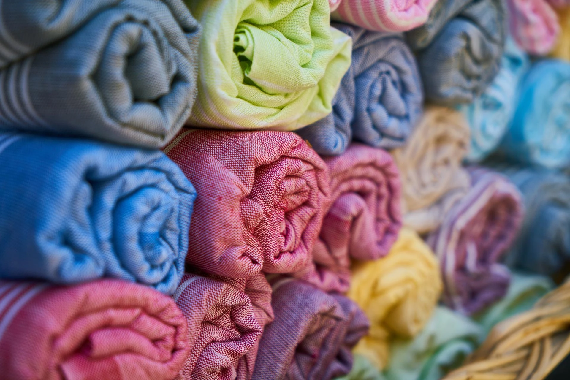 How to Improve Garment Quality Using Finishing Equipment