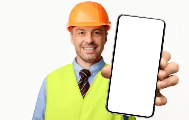 Why Every Builder Needs Cost Estimation Software for Contractors?