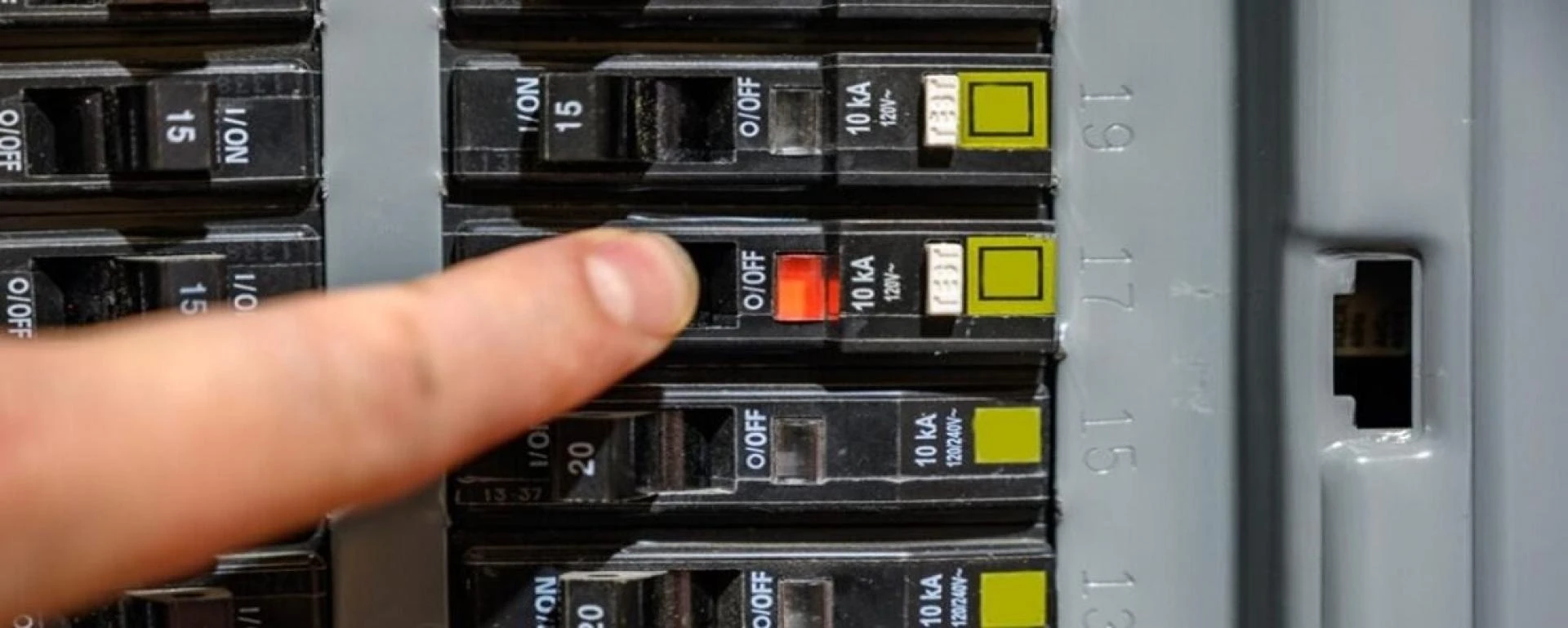 Cost to Hire an Electrician in Florida State of USA for Home Wiring