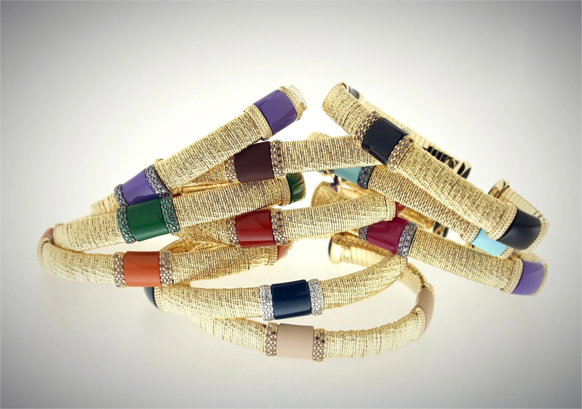 How to Choose the Best Wholesale Jewellery Supplier in Dubai