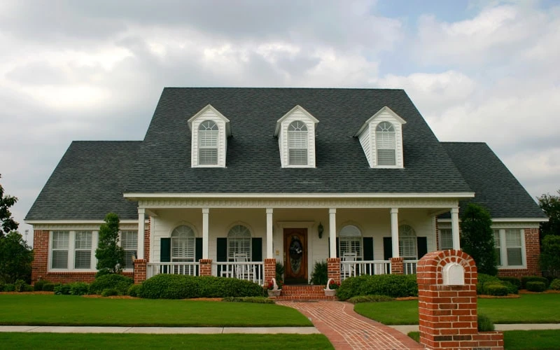 How Do You Choose the Best Roofing Company for Residential or Commercial Projects?