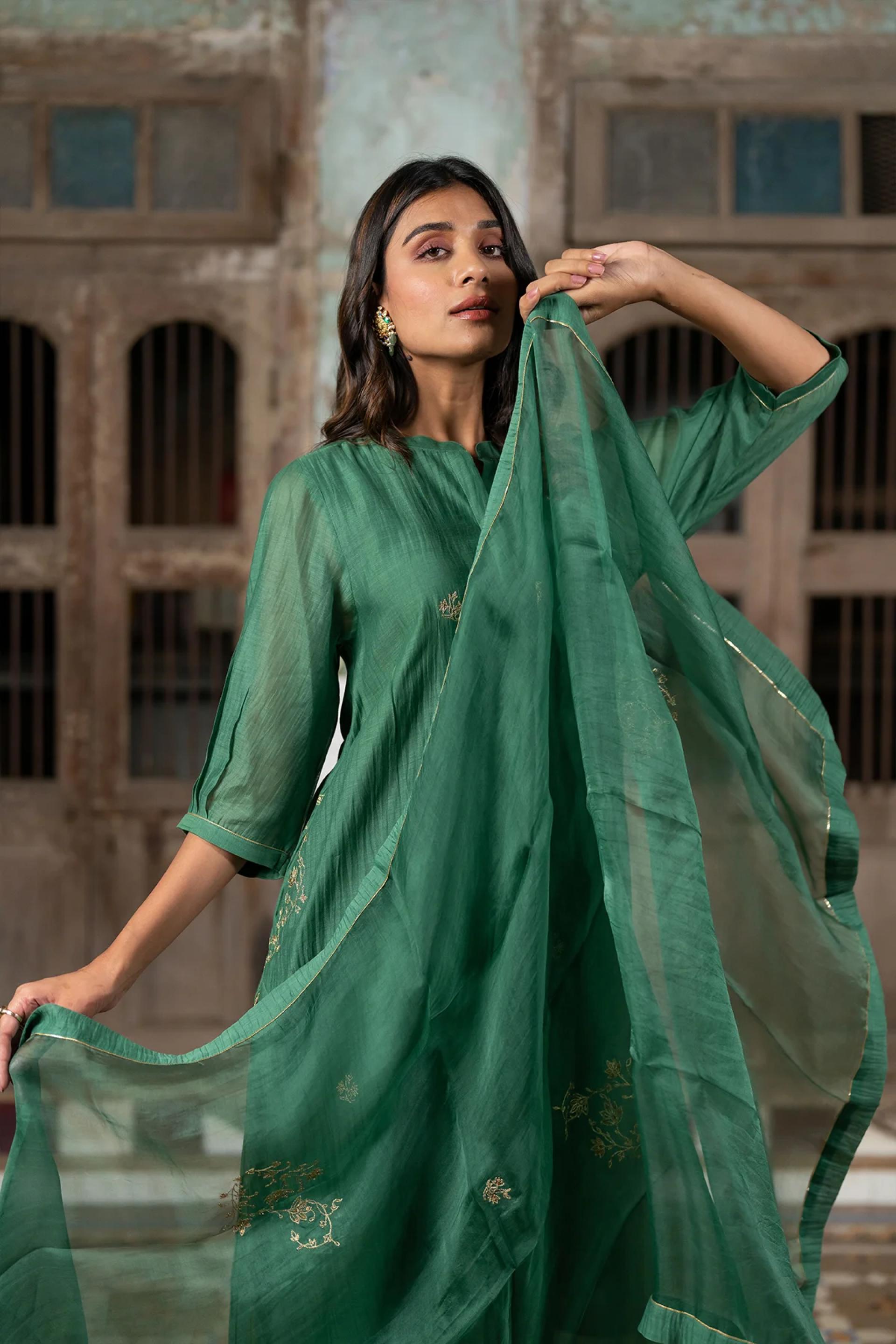 Dupattas That Instantly Elevate Your Spring Look