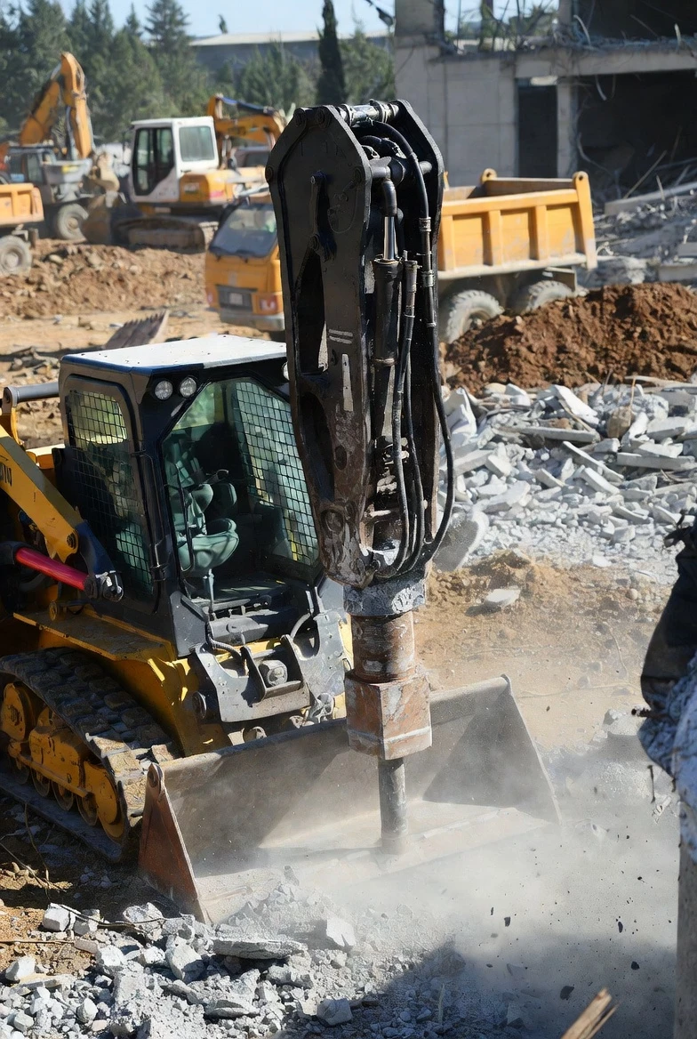 Skid Steer Hydraulic Breaker: The Reliable Demolition Solution for Compact Machines