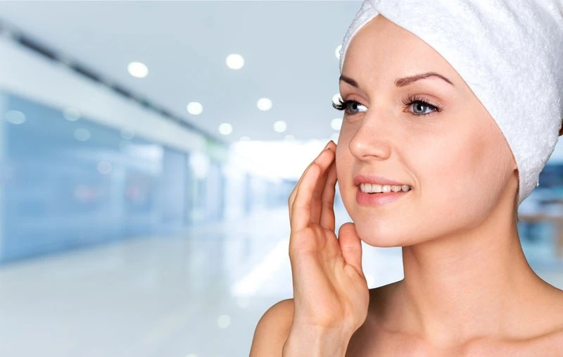 HydraFacial Treatment in Delhi: Advanced Skin Cleansing and Hydration for Instant Glow