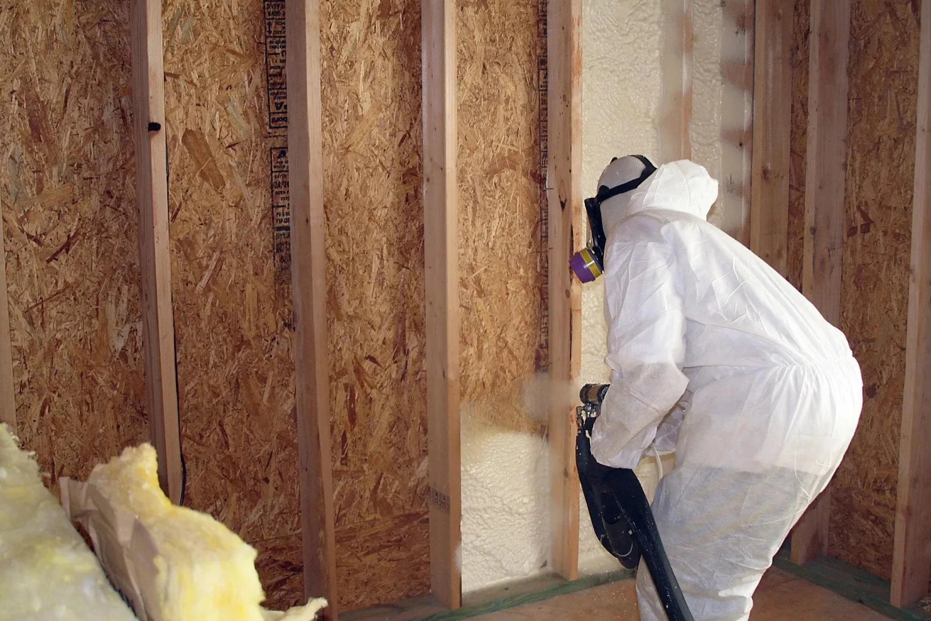 Cascadia Spray Foam of Seattle in Shoreline, WA, for Long-Term Comfort and Savings