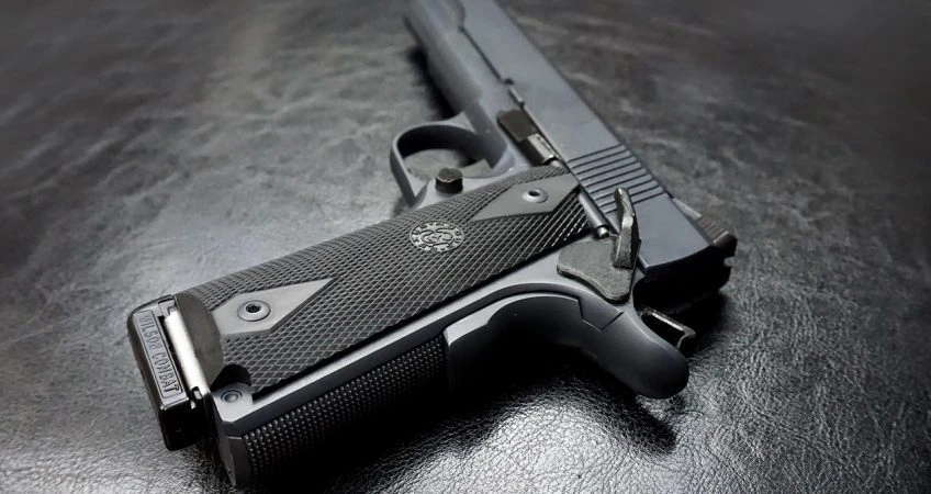 Police Body Cams, Gun Carriers & the Law: What You Need to Understand?