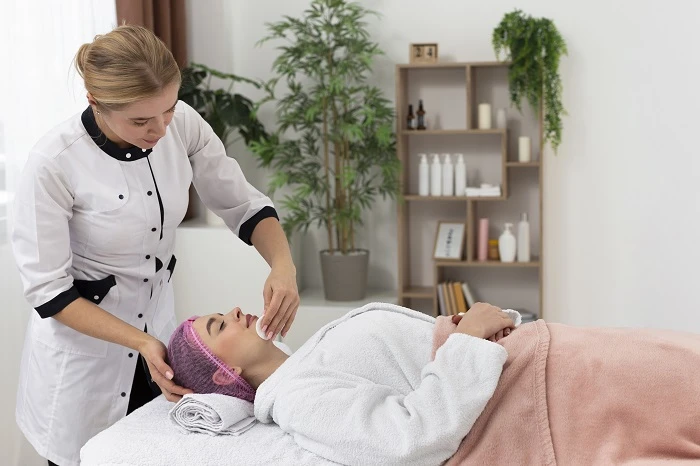 How Medical Spa Massachusetts Experts Customize Treatments for Your Skin Goals