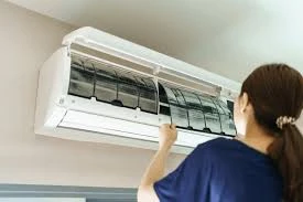 How Dirty AC Ducts Are Silently Wasting Energy — and Why Dubai AC Cleaning Is Worth It