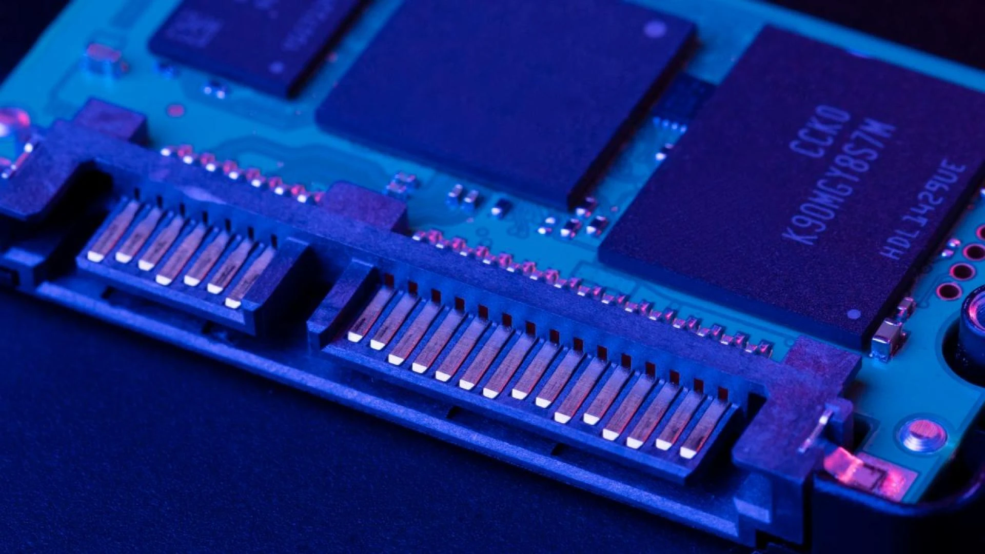 Best Practices for GPU Memory Management in Multi-Tenant Environments