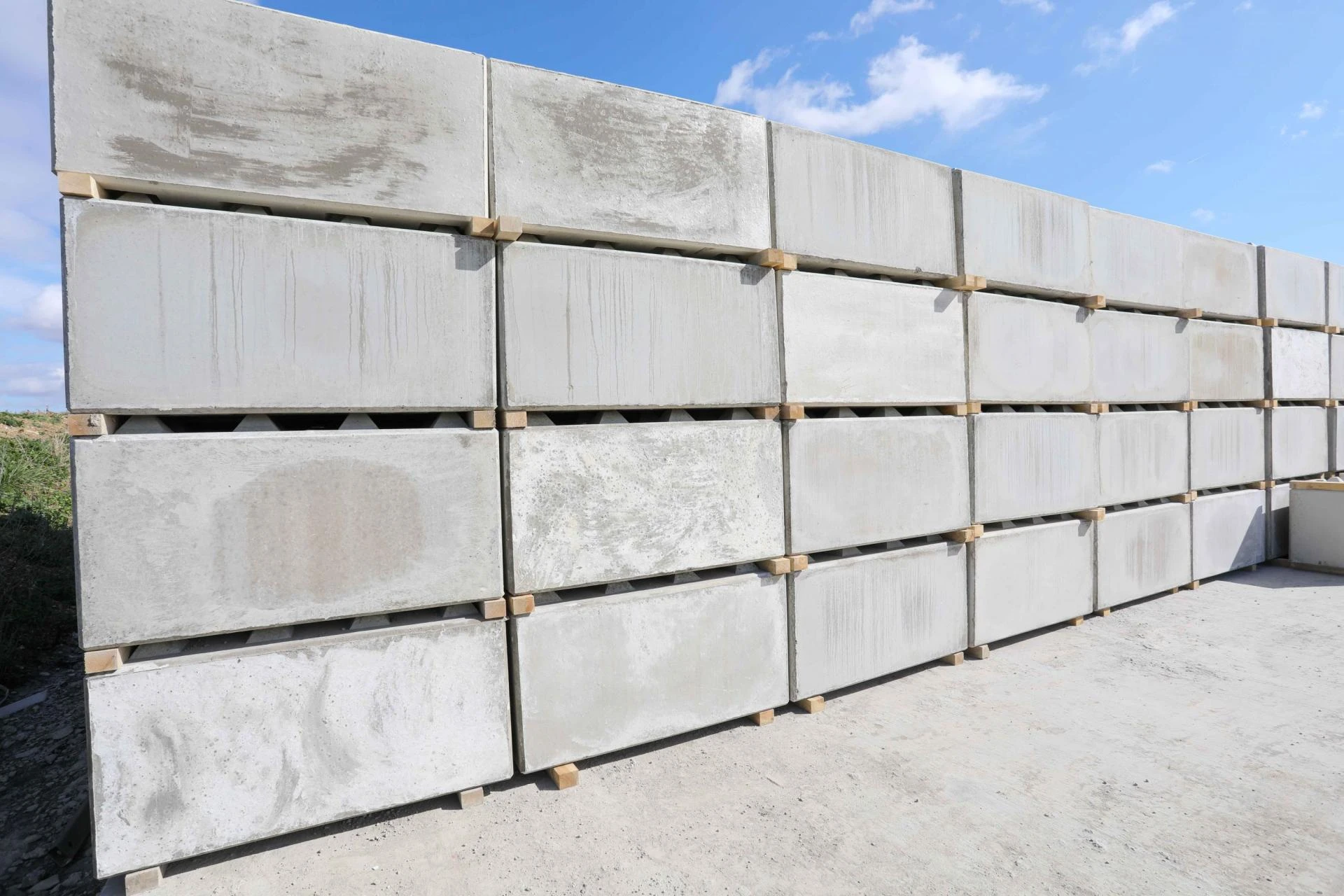 A Complete Guide to Precast Concrete Blocks in the UAE