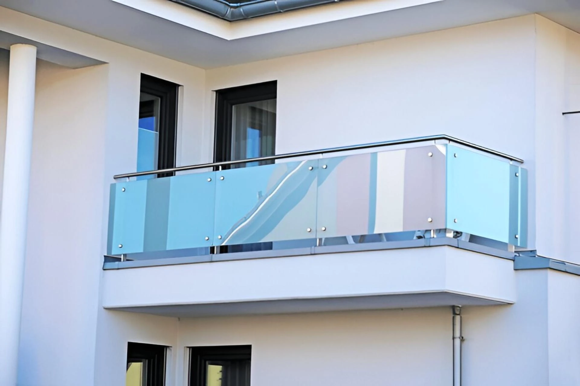 Aluminum Glass Railing Trends and Trusted Architectural Hardware in Rajkot