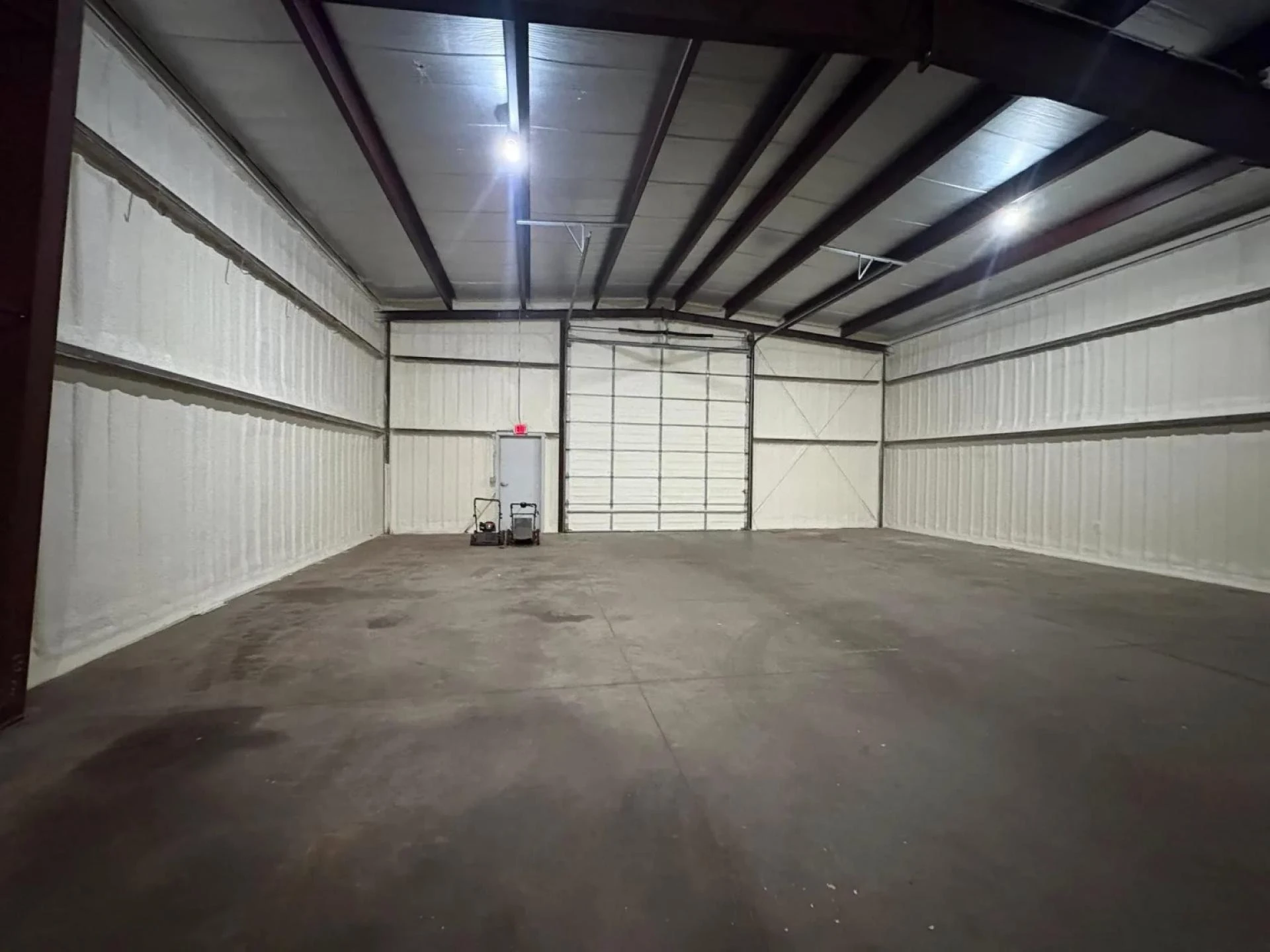 Why Upgrading to Commercial Spray Foam Insulation Boosts Seattle, WA, Property Value