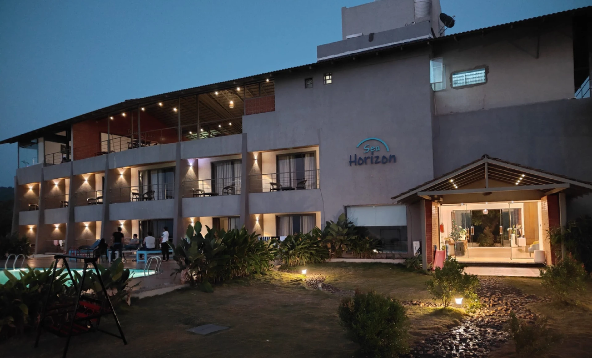 Discover the Best Resorts in Tarkarli Malvan for a Perfect Coastal Escape