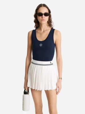 Sporty and Rich Clothing: The Evolution of Minimal Luxury in Everyday Fashiony Post Title