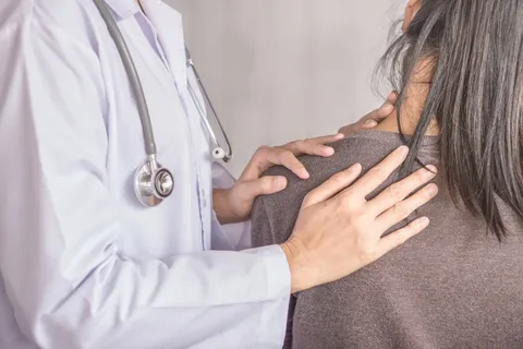 8 Common And Most Effective Neck Pain Treatment In Dallas