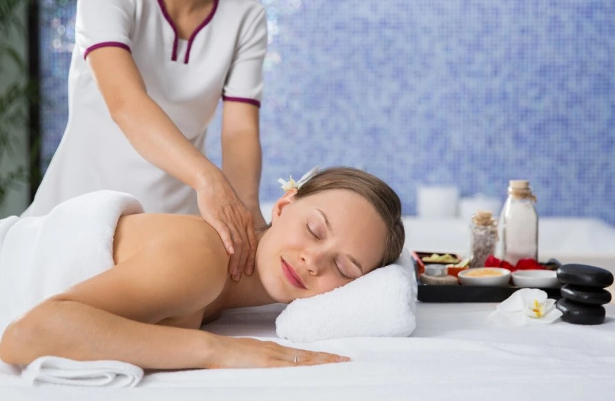How Regular Back and Body Massage Changes How You Feel