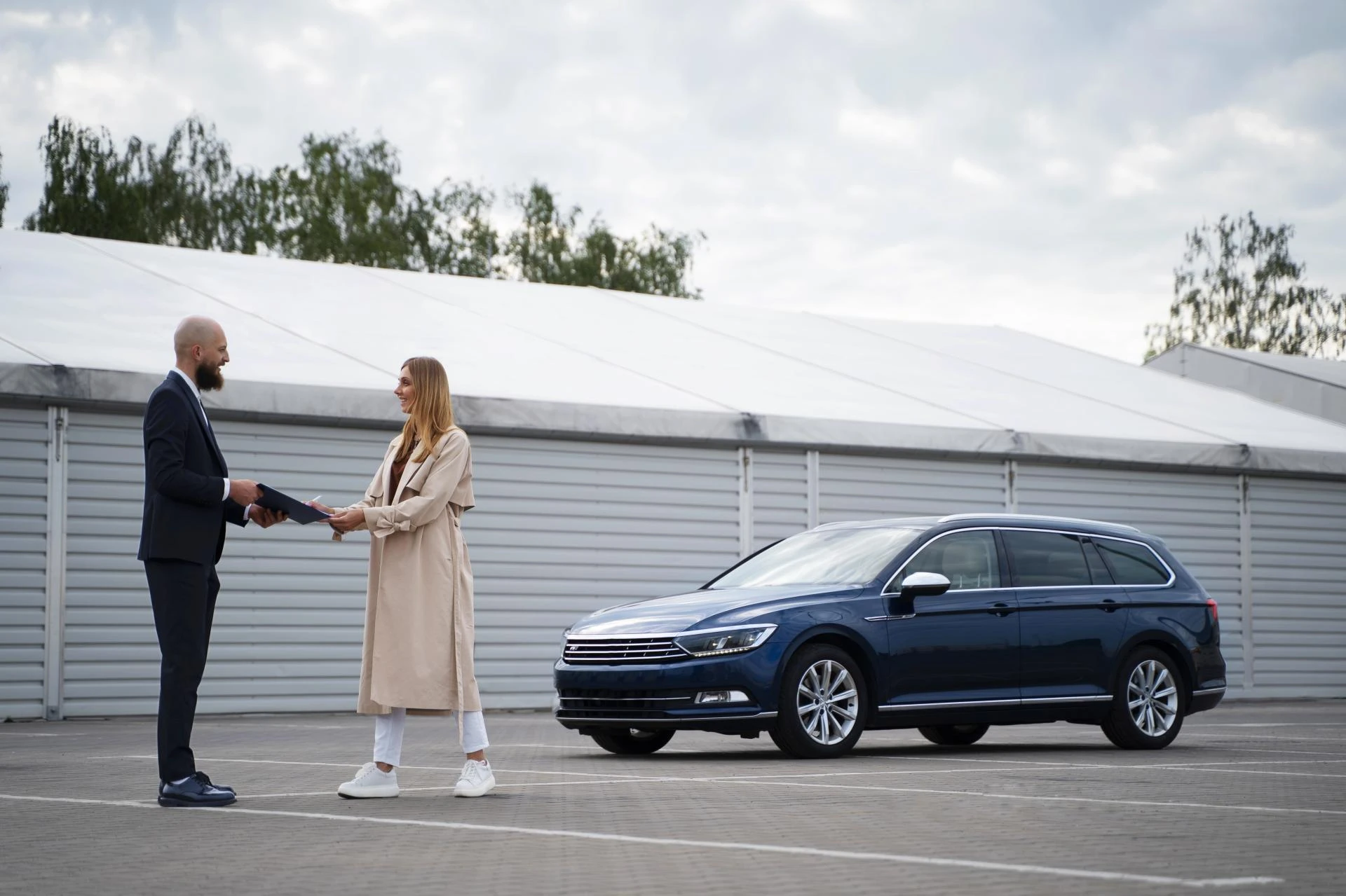 How Buyers Evaluate New Cars for Sale in Oakville