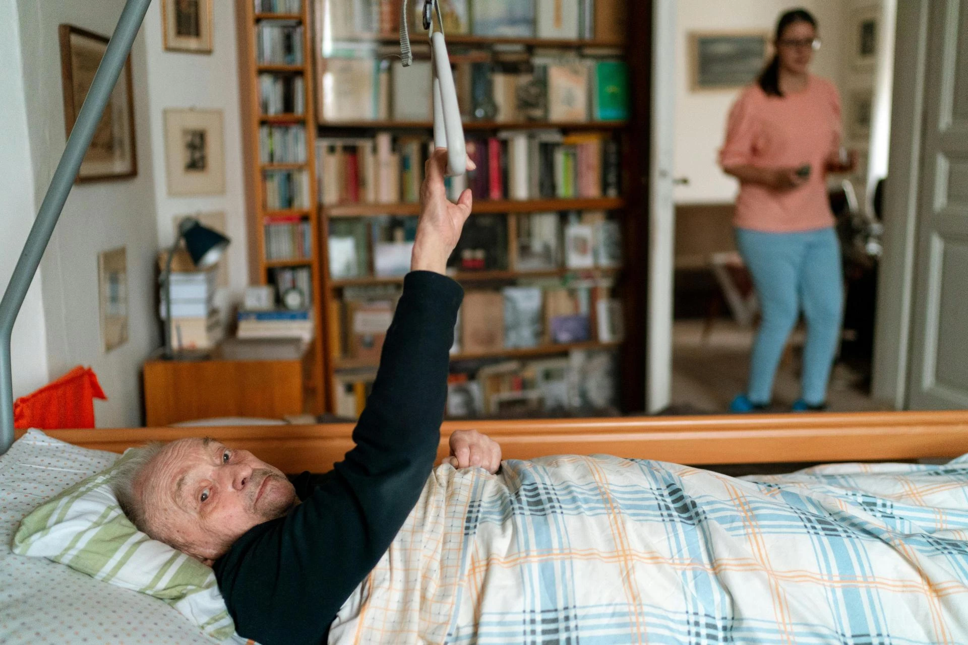 Struggling to Cover Shifts in Your Nursing Home? Professional Staffing Agencies Can Help