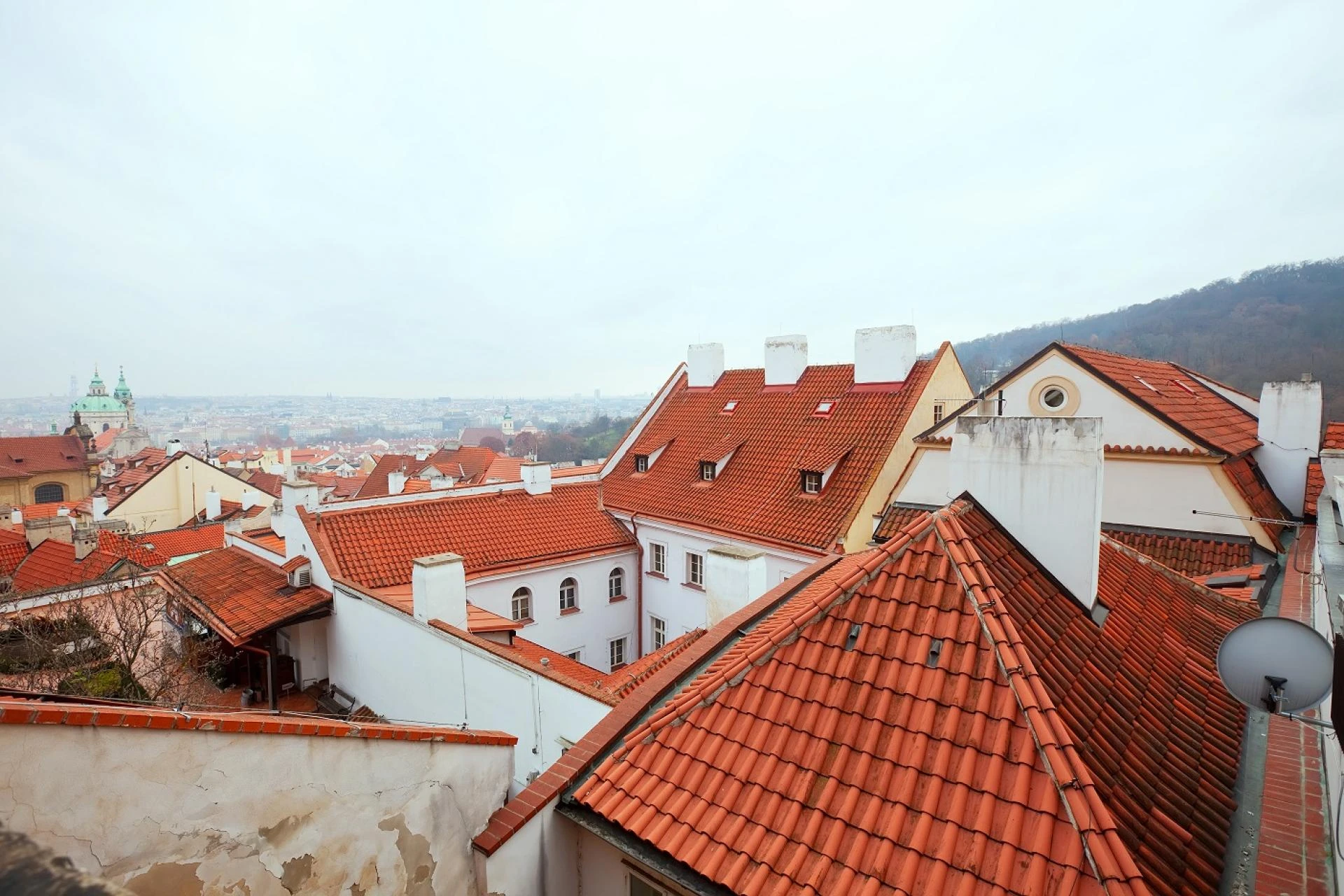 Why Hiring a Local Roofing Company in Buckeye, AZ Matters