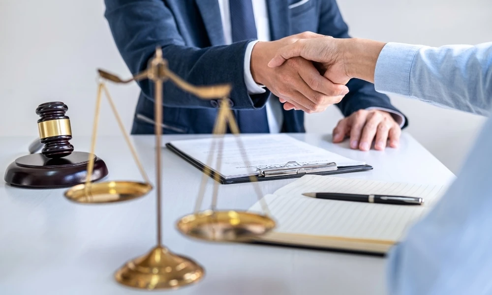 How Arbitration Lawyers Prepare Strong Arbitration Strategies