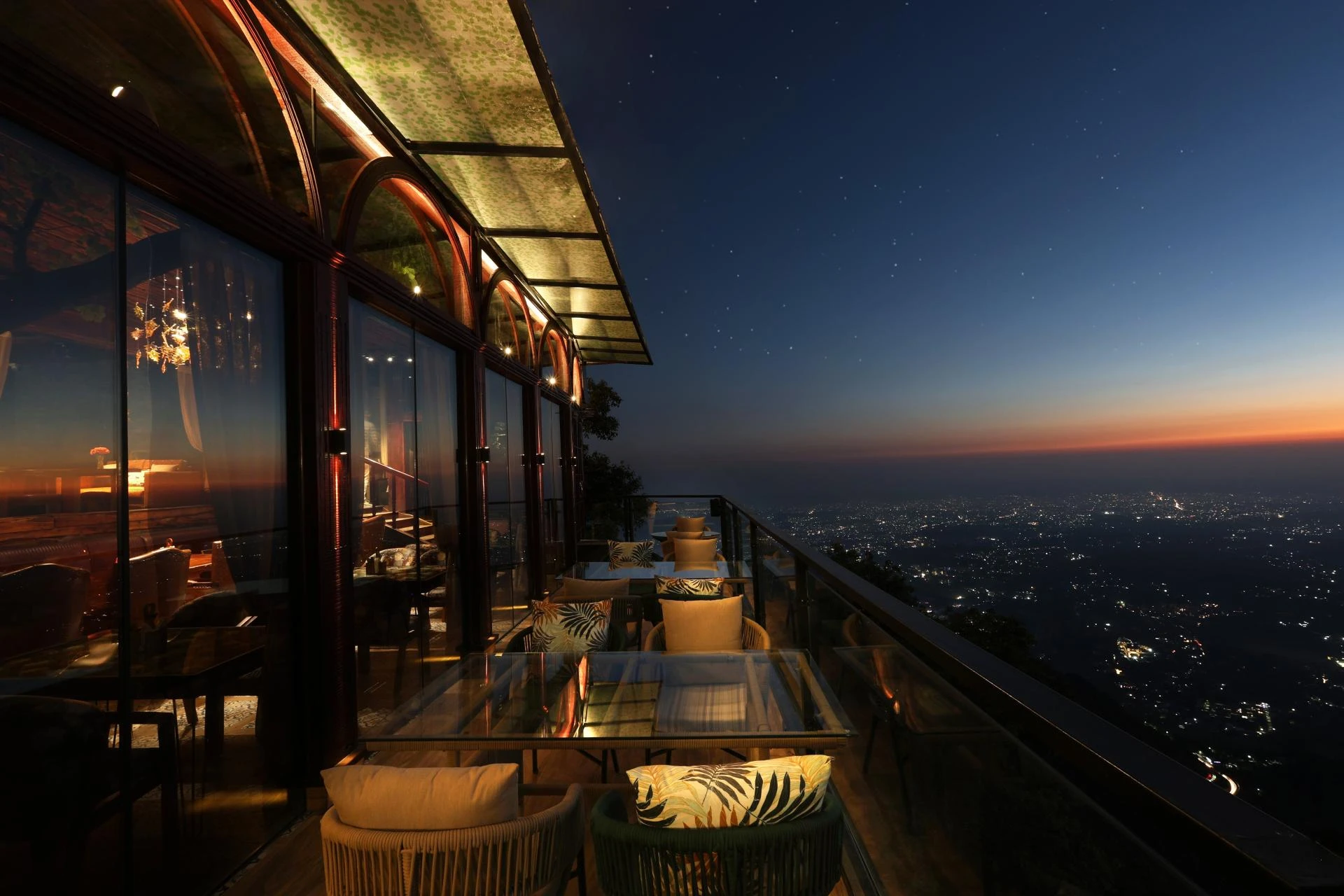 Why Rooftop Dining Is Popular in Dehradun