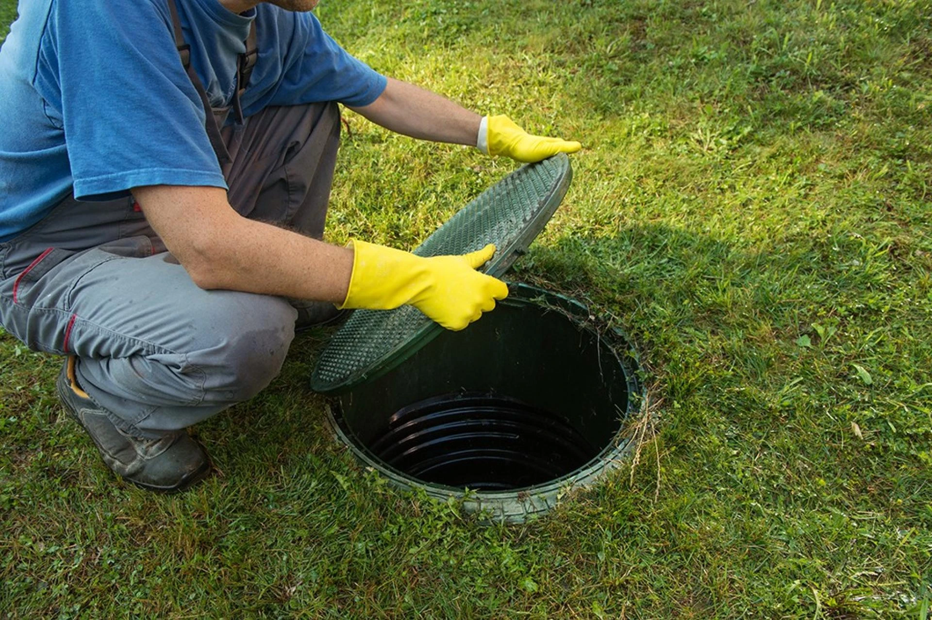 How to Extend Septic Tank Life After Cleaning in East Pembroke?