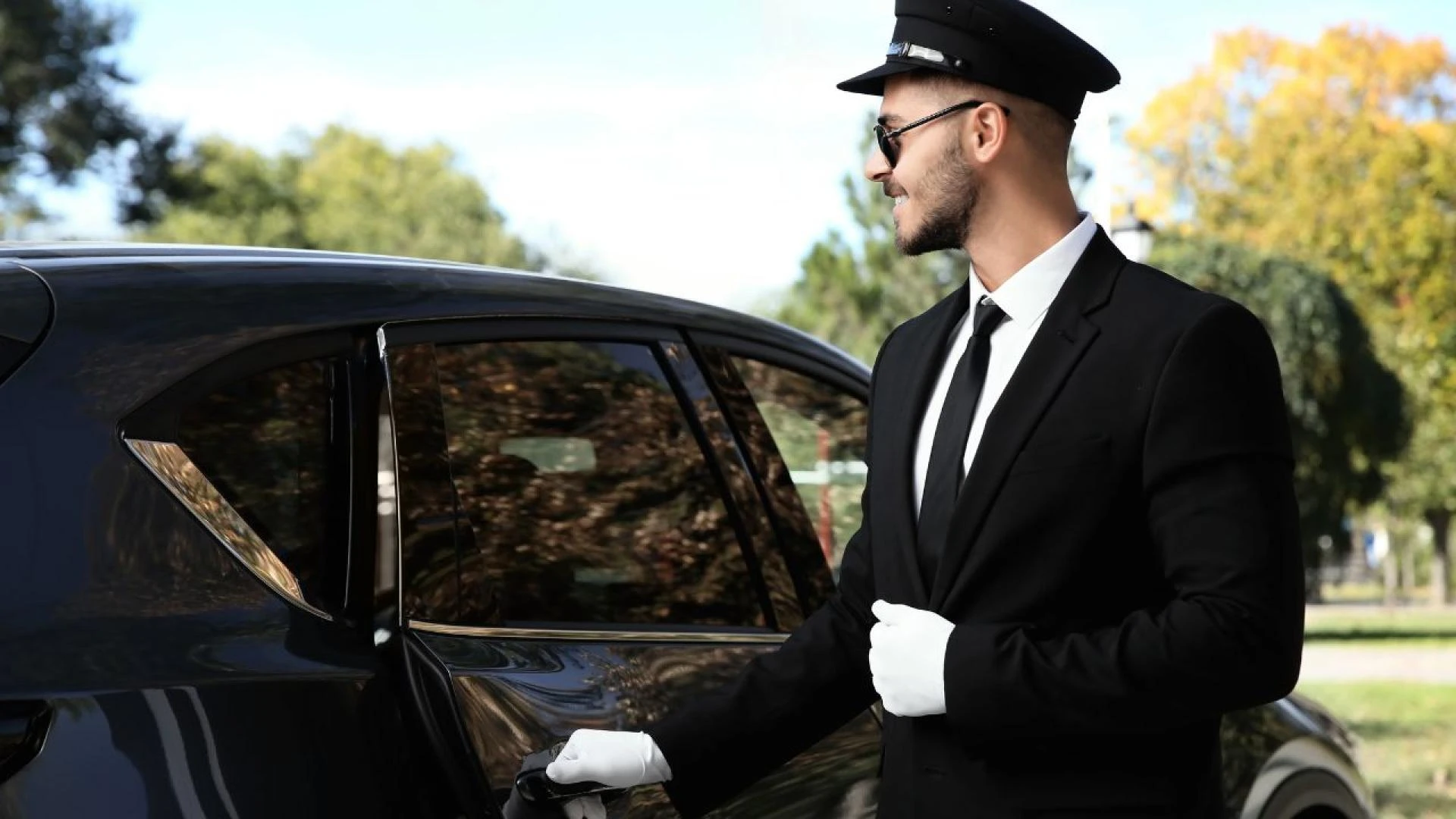 The Ultimate Guide to Luxury Travel: Why You Need a Private Driver